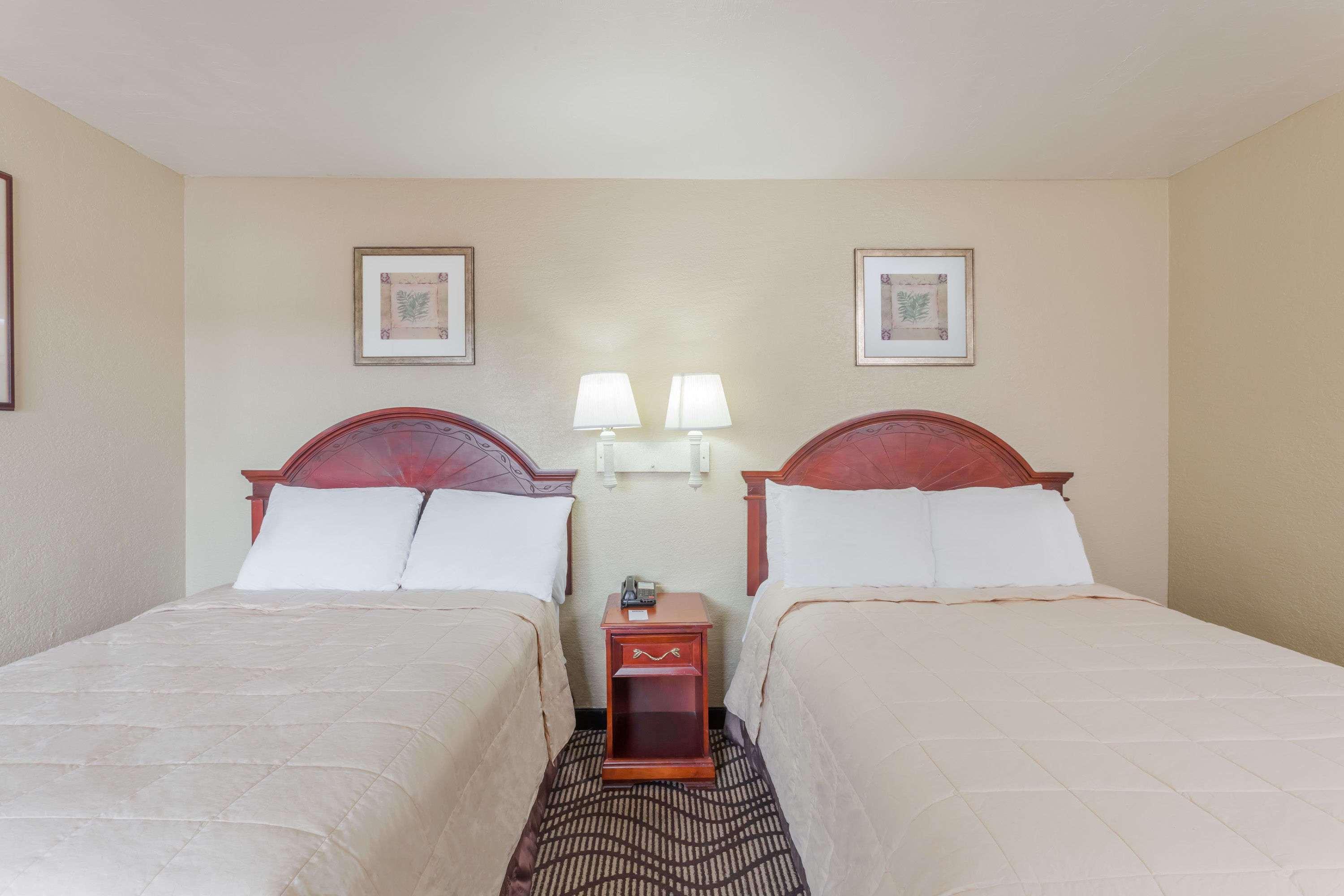 Travelodge By Wyndham Victorville Zewnętrze zdjęcie
