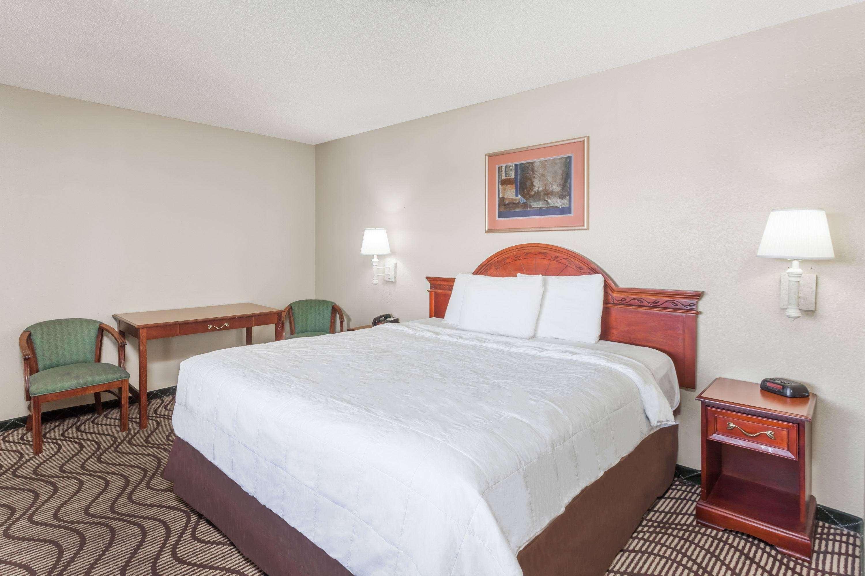 Travelodge By Wyndham Victorville Zewnętrze zdjęcie