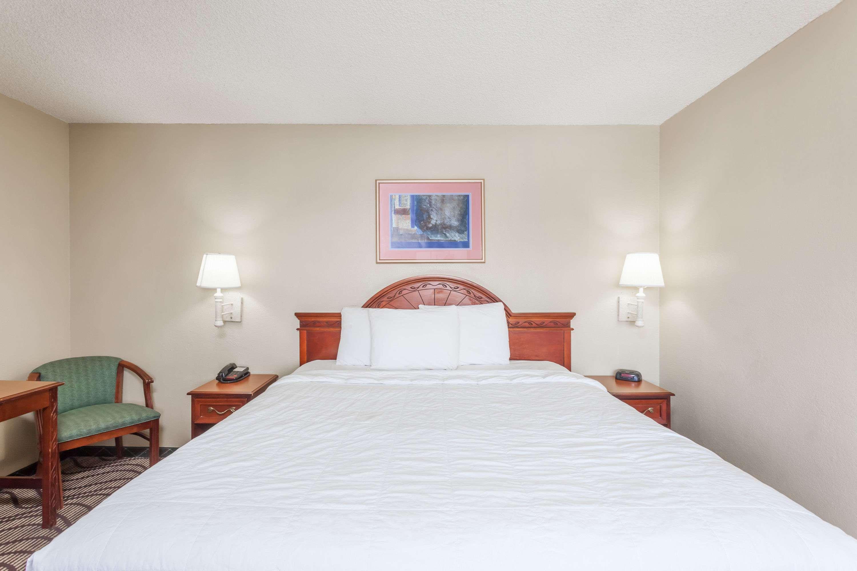 Travelodge By Wyndham Victorville Zewnętrze zdjęcie